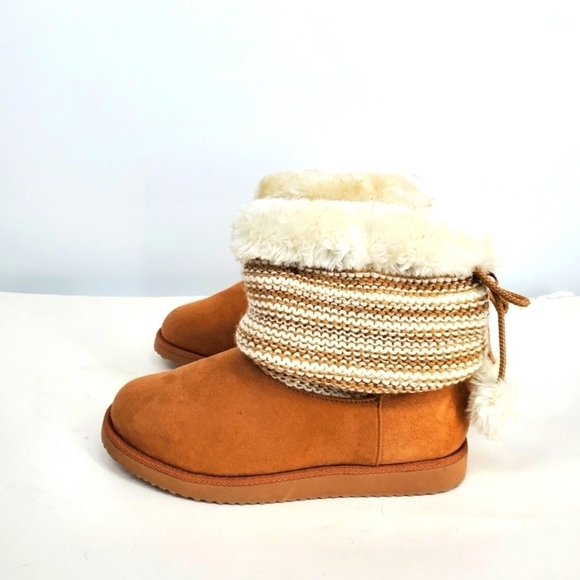 Gap Winter Boots Women's Size 7 Shoes - Picture 1 of 15